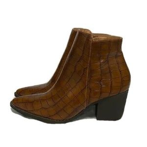 Mata CELESTE-4 Tan Crocodile pointed toe ankle boot 7